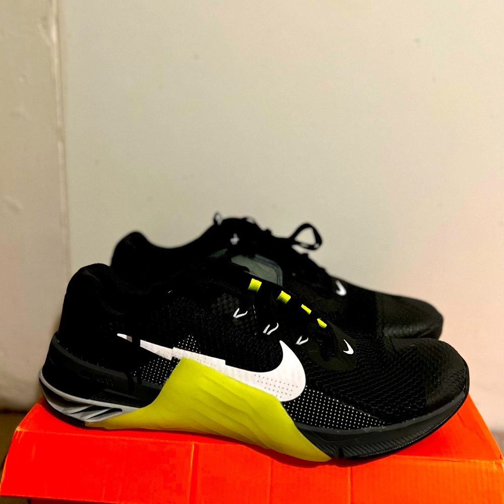 Nike Metcon 7 "Black Volt" Sz 12